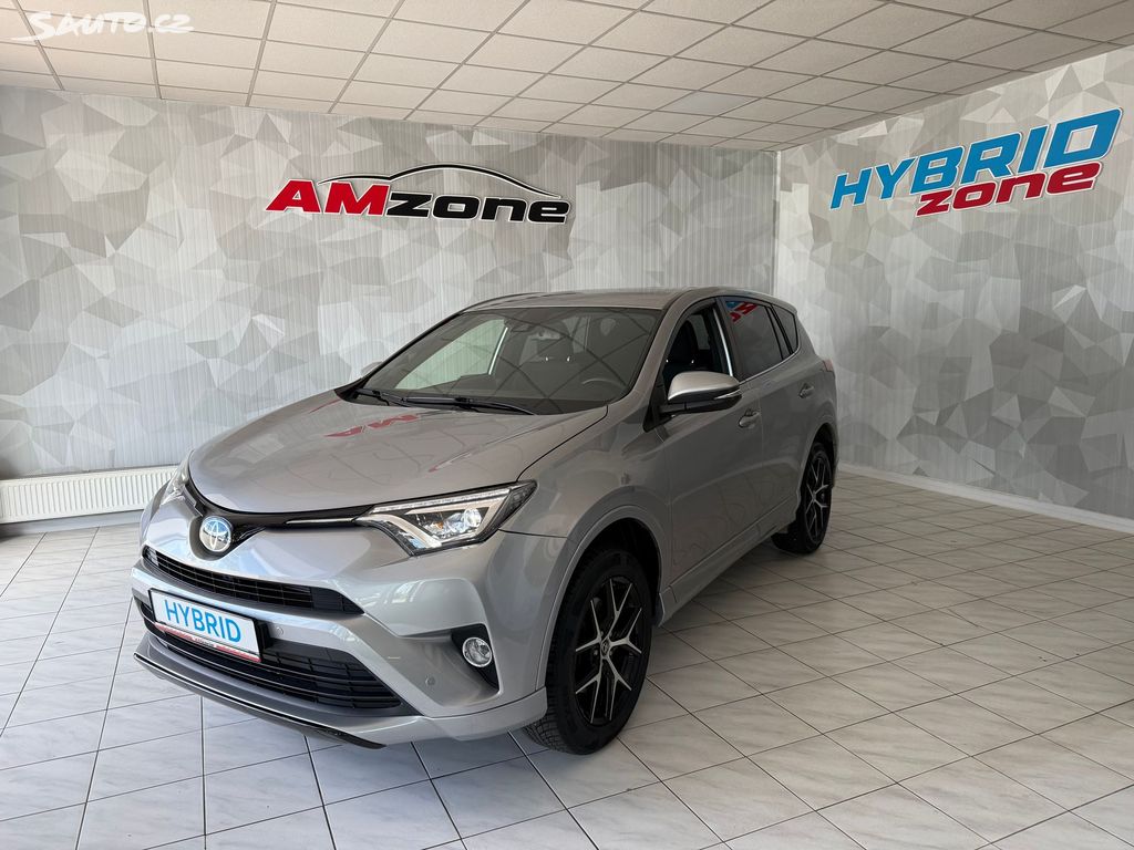 Hybridní Toyota z bazaru: co si prověřit před koupí